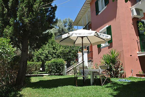 Villa Petros Нидри Екстериор снимка