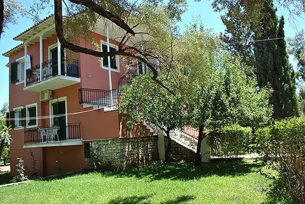 Villa Petros Нидри Екстериор снимка